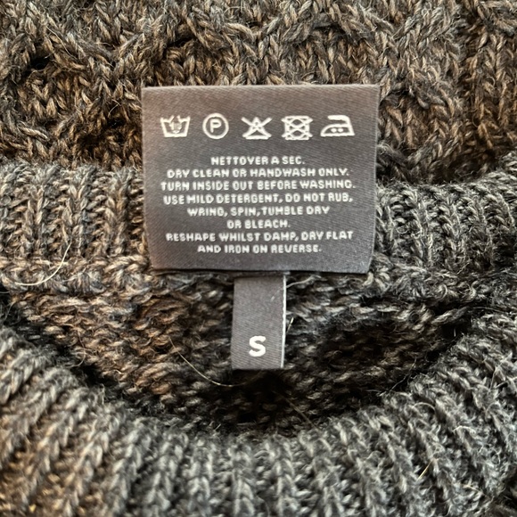Authentic Wool Sweater - Picture 3 of 3